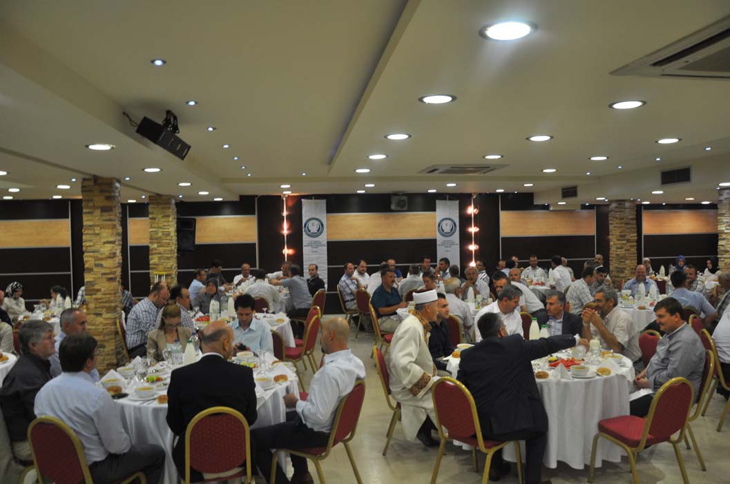 ihl-iftari.jpg ihl-iftari.jpg