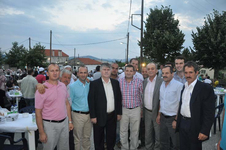 oruc-ailesi-2.jpg oruc-ailesi-2.jpg