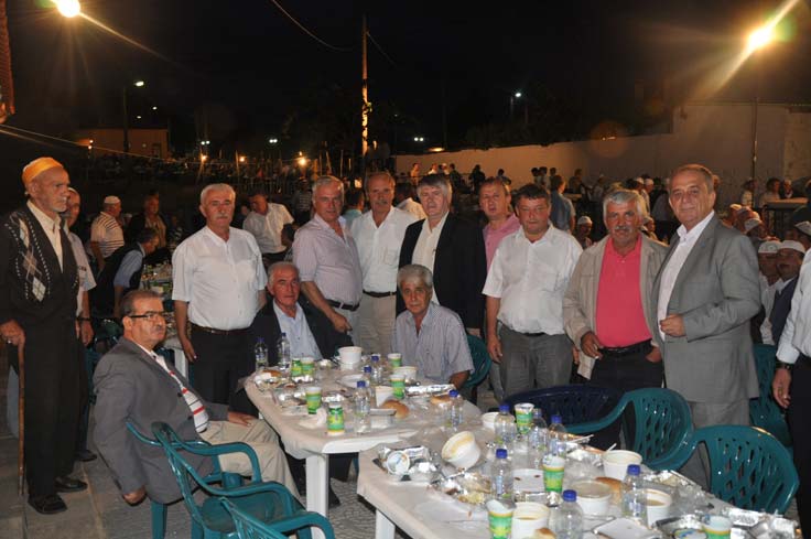 oruc-ailesi-6.jpg oruc-ailesi-6.jpg